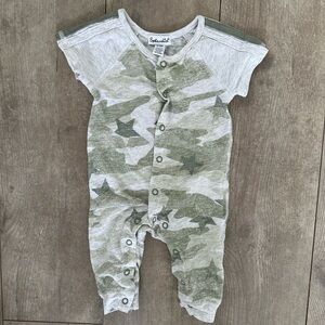 Splendid 0-3 month baby girl outfit